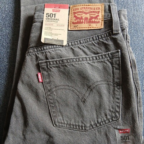 Levis 501 light gray cropped