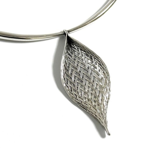 Tiffany mesh leaf pendant - mesh,