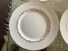  Royal Worcester Gold Chantilly Dinner Plates 2 Plus 2 Side Plates NEW 