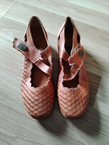 Loretta brown comfy shoes - comfy,