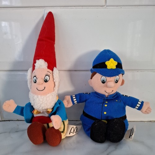 Vintage big ears pc - vintage,