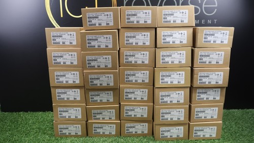 Job lot x33 motorola - of,