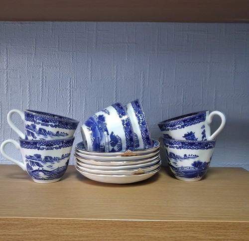 Ringtons cups and saucers - ringtons,