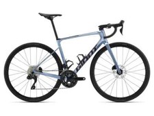 Giant Defy Advanced 1 Road Bike In Gloss Frost Silver In Large