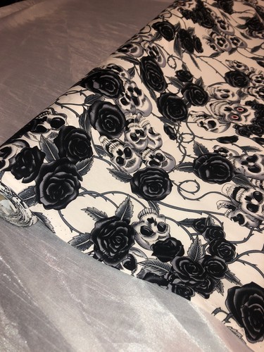Mtr ivory skull - mtr, roses