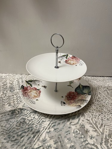 Tesco two tier cake stand - cake,