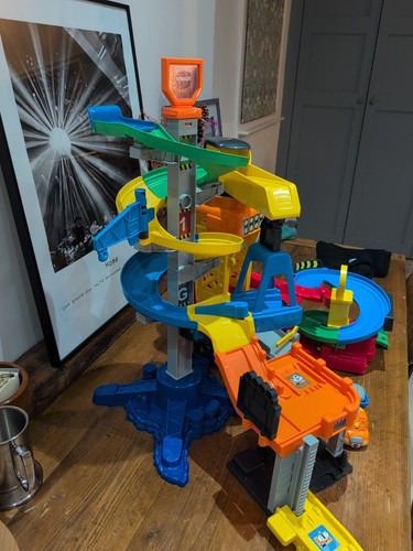 Vtech toot - toot, construction