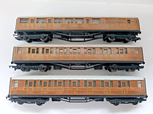 Hornby lner teak - 3,