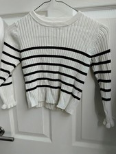 H M Girls Jumper Aged 5-6yrs