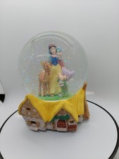 Disney Snow White Dopey Snow