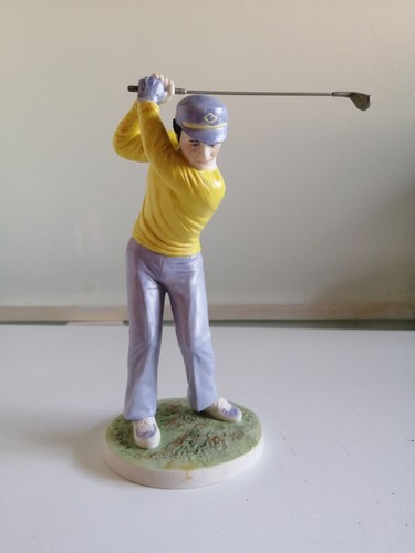 Coalport first tee golfer - tee",