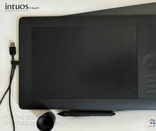 Wacom Intuos 5 Touch drawing tablet PTH-650 Medium - Complete & Boxed