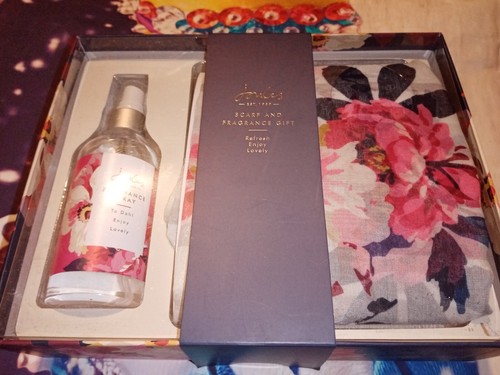 Joules cosy scarf fragrance - scarf, &