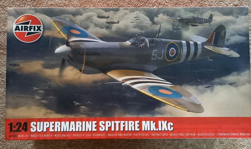Airfix a17001 supermarine - airfix,