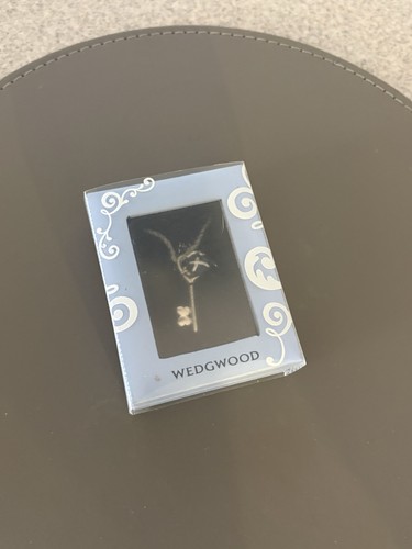 Wedgwood heart and key pendent - wedgwood,