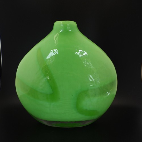 Vintage art glass - vase, lime