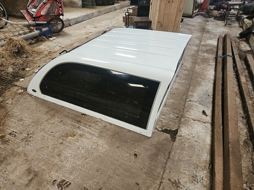 Izuzu max truckman canopy - d,