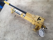 Enerpac P228 Hydraulic Hand