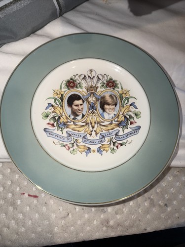 Prince wales and - lady, diana
