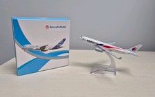 Malaysia Airlines 1:400 16cm Plane Model
