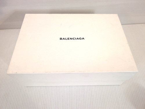 Authentic balenciaga white - authentic,