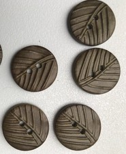 Leaf Impression Buttons 18mm 6