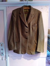 Ladies traditional tweed horse