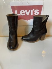 Levi's Leather Boots Size UK 4