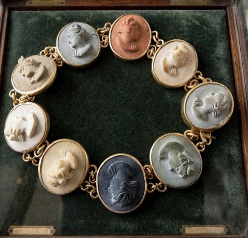 Rare antique nine cameo lava - cameo,