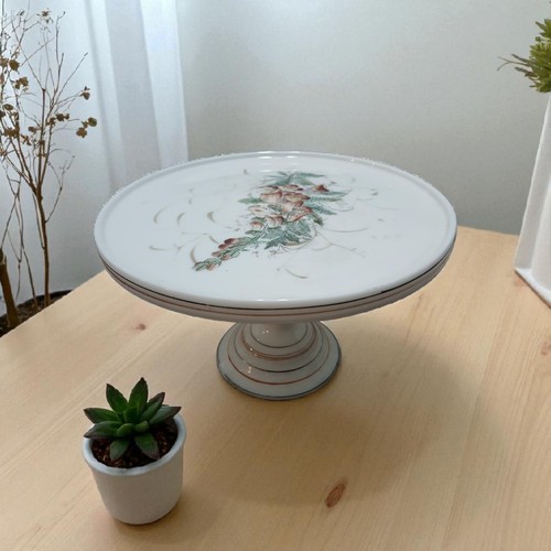 Challinor taylor milk glass - milk,