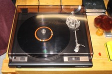 DUAL CS-5000 Quartz Controlled Turntable (Black) FULLY RECONDITIONED.