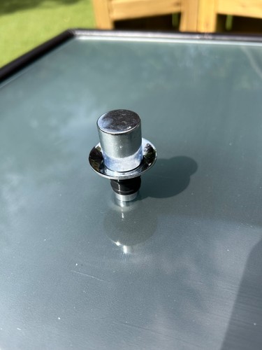 Top hat pourer - top,