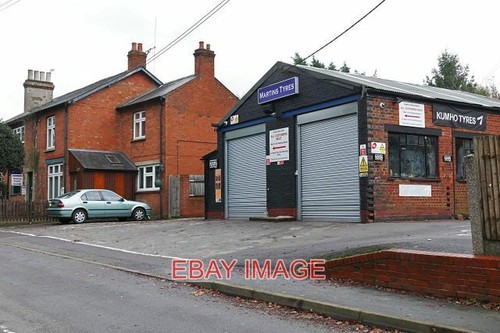 Photo martin tyres west end - , martin's