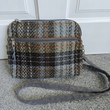 Earth Squared Shoulder Bag
