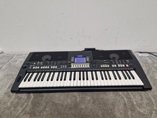 Yamaha PSR-S550 – 61-Key Arranger Keyboard – Very Good w/ 16V Power Supply