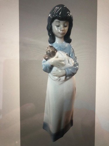 Nao lladro ceramic figurine - lladro,