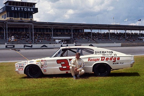 Motor racing dodge charger - racing, don