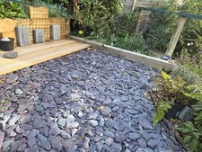 Plum slate chippings 40mm - slate,