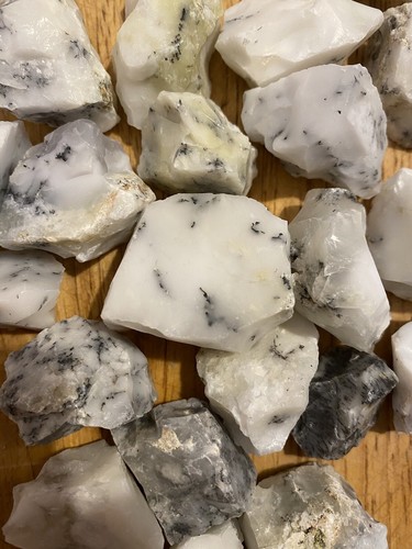 Merlinite rough chunk 30mm - chunk, 20/30mm