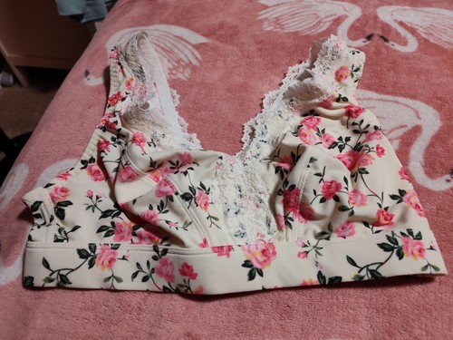 Womens size small - size, breezie
