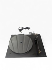 Rega Planar 3 Turntable With