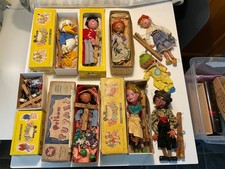 Vintage pelham puppets for