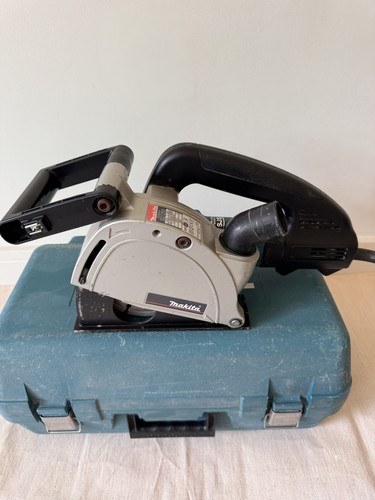 Makita sg1250 110v wall - wall, chaser