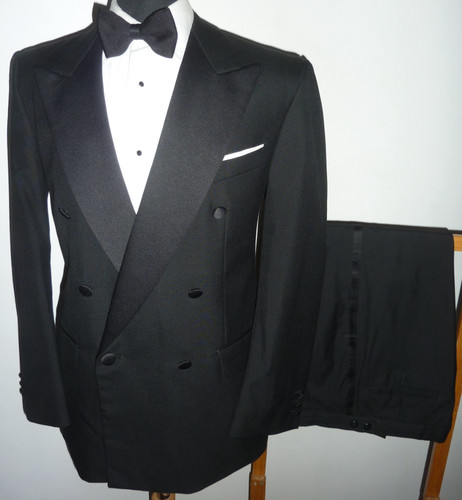 Tailoring tuxedo dinner - hr,