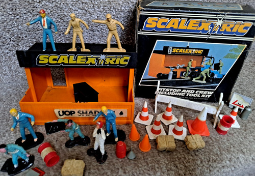 Vintage scalextric pit - pit, stop