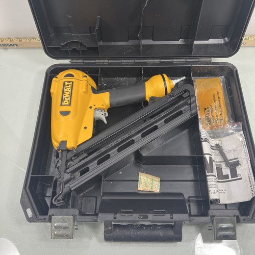 Dewalt d51275 15ga - 15ga, 34°