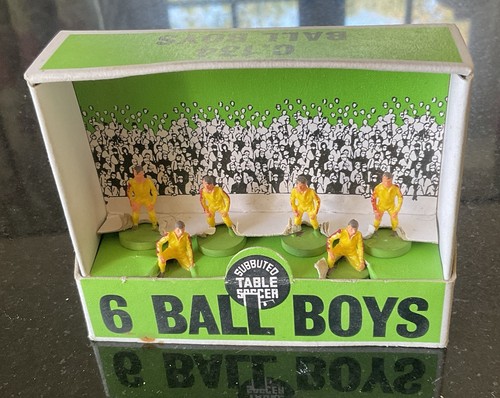 Subbuteo ball boys c134 - subbuteo,