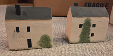Set of 2 painted wooden