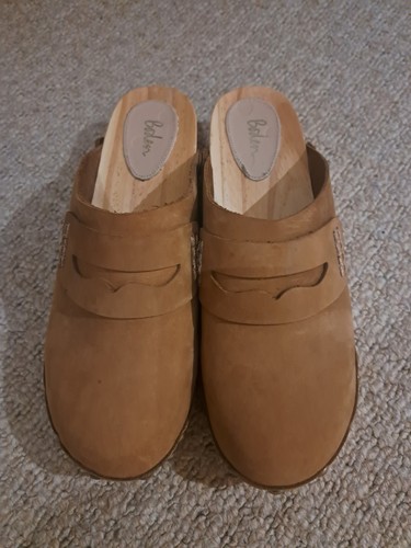 Boden ladies tan clogs - tan, with