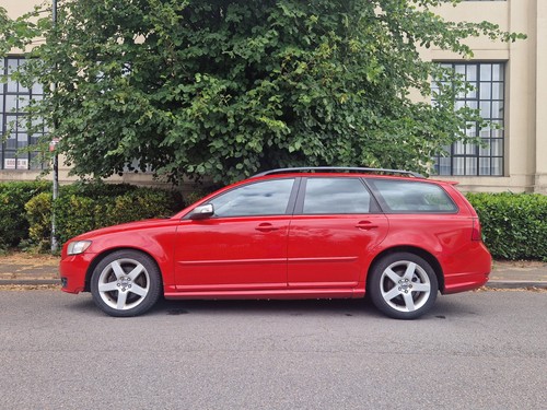 Breaking volvo v50 diesel - volvo, 2.0